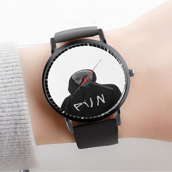Pastele Jaden Smith Custom Watch Awesome Unisex Black Classic Plastic Quartz Watch for Men Women Premium Gift Box Watches