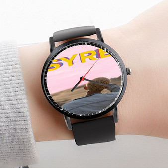 Pastele Jaden Smith Syre Custom Watch Awesome Unisex Black Classic Plastic Quartz Watch for Men Women Premium Gift Box Watches
