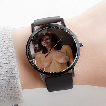 Pastele Jennifer Taylor Custom Watch Awesome Unisex Black Classic Plastic Quartz Watch for Men Women Premium Gift Box Watches