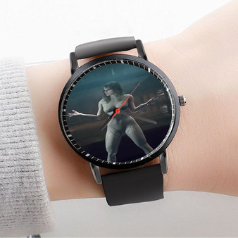 Pastele Taylor Swift Nude Custom Watch Awesome Unisex Black Classic Plastic Quartz Watch for Men Women Premium Gift Box Watches