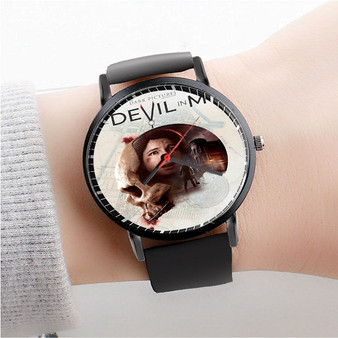 Pastele The Dark Pictures Anthology The Devil in Me Custom Watch Awesome Unisex Black Classic Plastic Quartz Watch for Men Women Premium Gift Box Watches