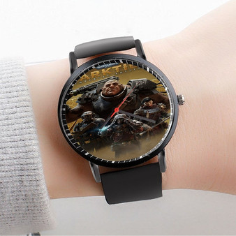 Pastele Warhammer 40k Darktide Custom Watch Awesome Unisex Black Classic Plastic Quartz Watch for Men Women Premium Gift Box Watches