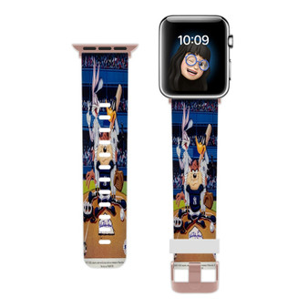 Pastele Looney Tunes New York Yankees Custom Apple Watch Band Awesome Personalized Genuine Leather Strap Wrist Watch Band Replacement with Adapter Metal Clasp 38mm 40mm 42mm 44mm Watch Band Accessories