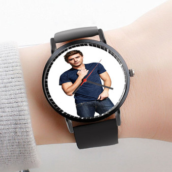 Pastele Zac Efron Watch Custom Unisex Black Quartz Watch Premium Gift Box Watches