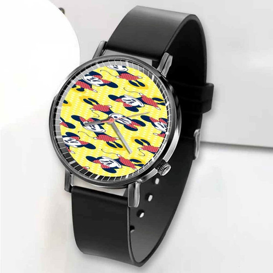 Pastele New Minnie Mouse Disney Yellow Custom Unisex Black Quartz Watch Premium Gift Box Watches