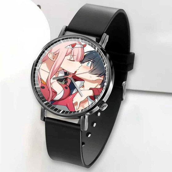 Pastele New Zero Two and Hiro Kiss Custom Unisex Black Quartz Watch Premium Gift Box Watches