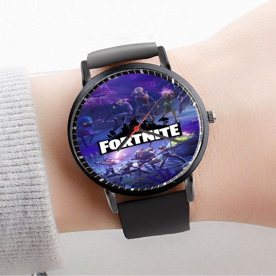 Pastele Fortnite Game Custom Watch Awesome Unisex Black Classic Plastic Quartz Watch for Men Women Premium Gift Box Watches