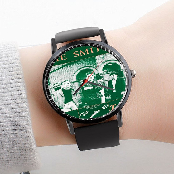 Pastele The Smiths Custom Watch Awesome Unisex Black Classic Plastic Quartz Watch for Men Women Premium Gift Box Watches