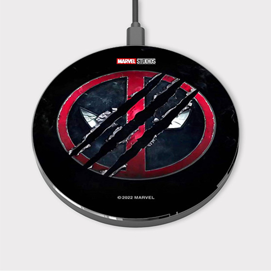 Pastele Deadpool 3 Wolverine Custom Wireless Charger Awesome Gift Smartphone Android iOs Mobile Phone Charging Pad iPhone Samsung Asus Sony Nokia Google Magnetic Qi Fast Charger Wireless Phone Accessories