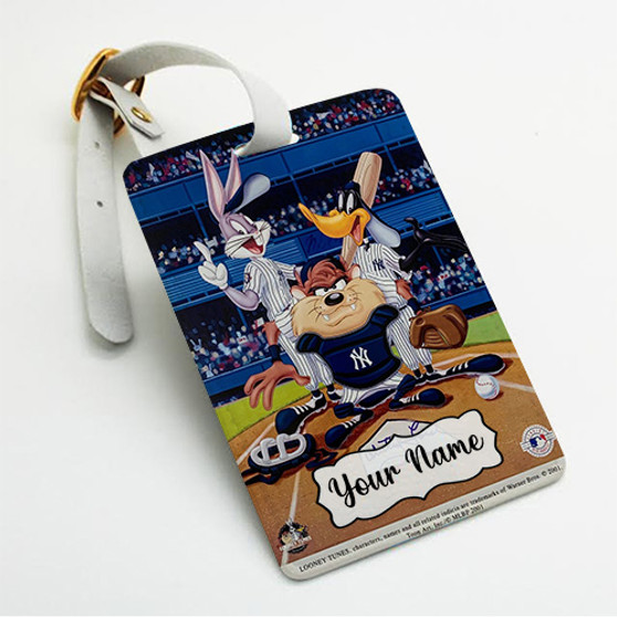 Pastele Looney Tunes New York Yankees Custom Luggage Tags Personalized Name PU Leather Luggage Tag With Strap Awesome Baggage Hanging Suitcase Bag Tags Name ID Labels Travel Bag Accessories