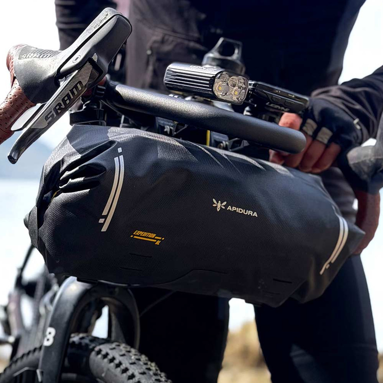 Apidura Expedition Handlebar Pack 14L | UK | Ultralight Outdoor Gear