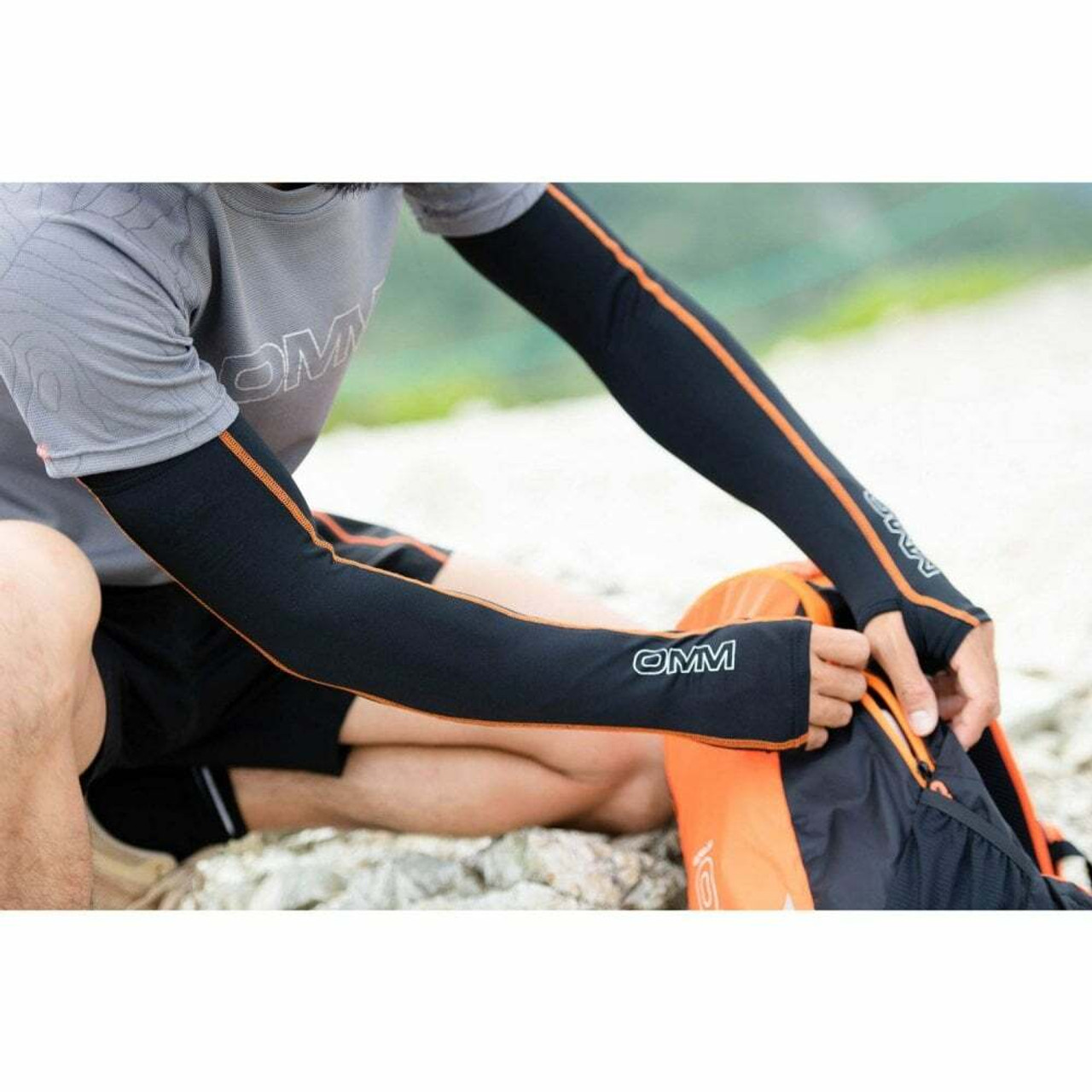 OMM Swift Arm Warmers | UK | Ultralight Outdoor Gear