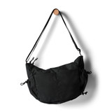 Viaje 9L Shoulder Bag