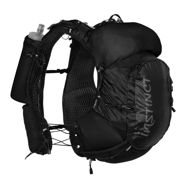 EKLIPSE Black Edition 12L Vest Pack with Soft Flasks