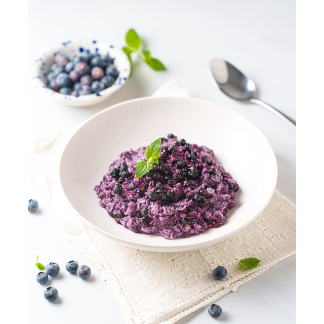 Oatmeal Porridge with Blueberries 100g