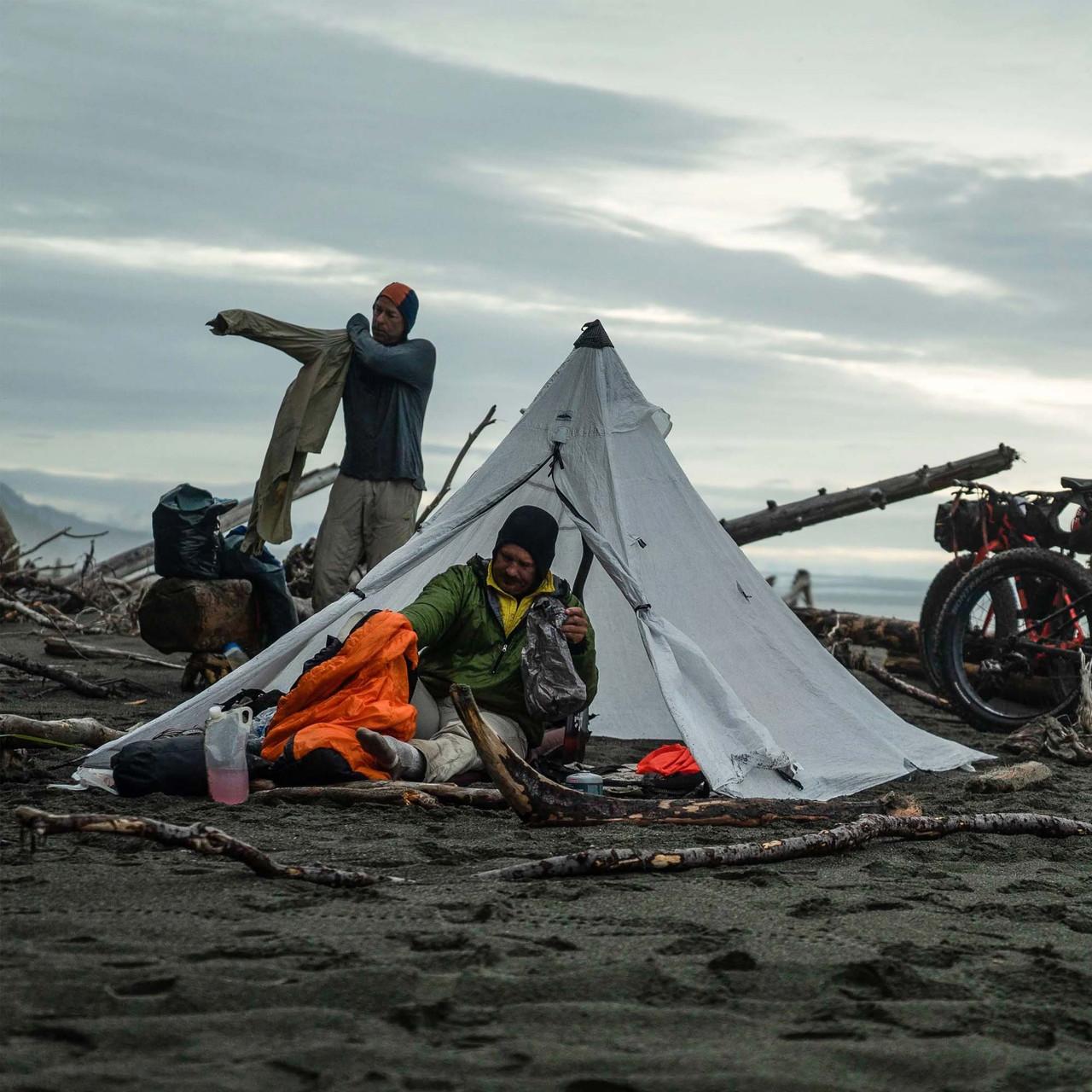 Hyperlite Mountain Gear UltaMid 2 - Ultralight Pyramid Tent | UK