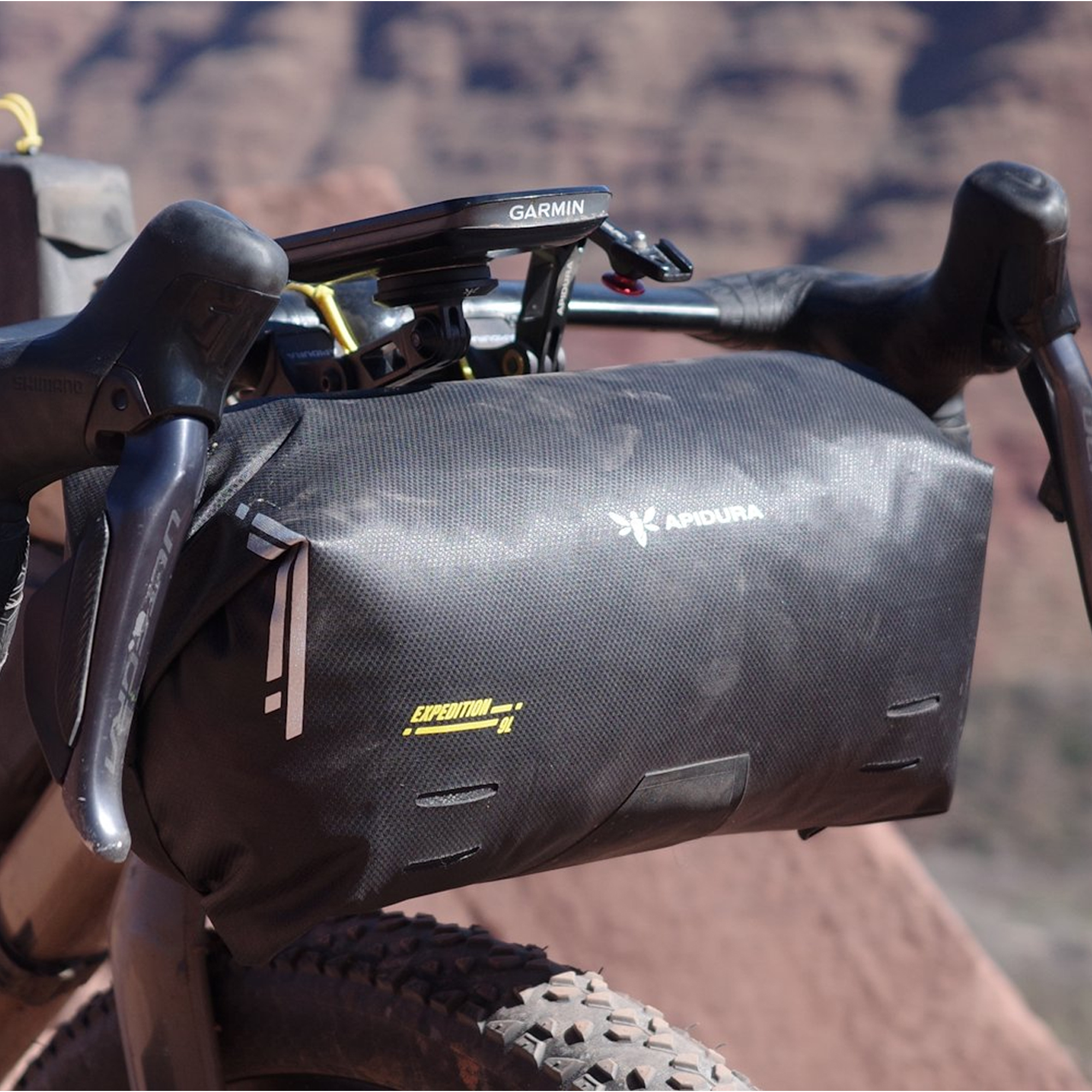 Apidura Expedition Handlebar Pack 14L | UK | Ultralight Outdoor Gear