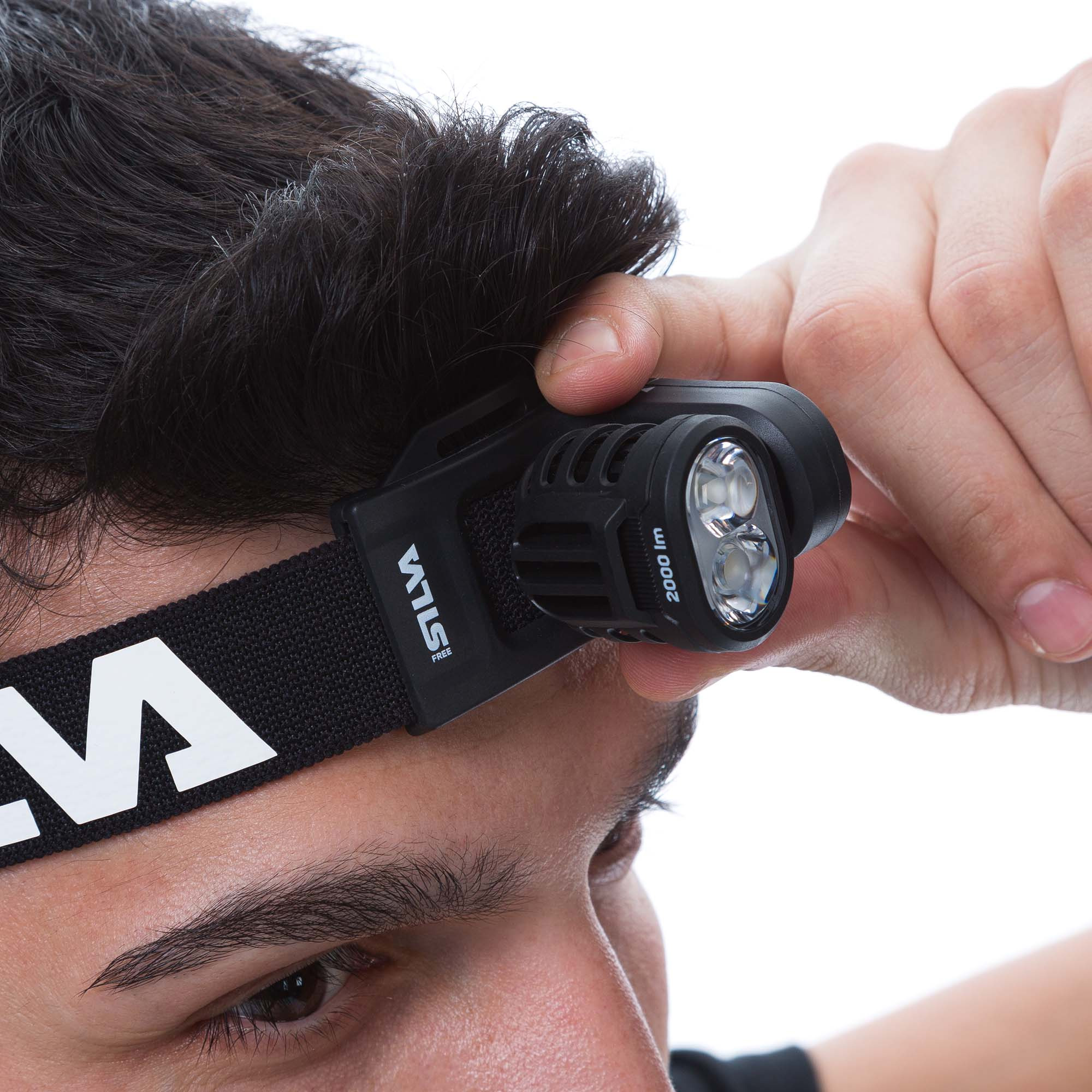 Silva Free S 2000 Lumen Faro | Ideale per Sci, Trail Running e Avventure più Lunghe | Vincitore del Premio ISPO | Ultralite