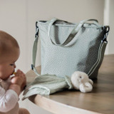 walking_mum_saco_isotermico_poppy_dots_moss002