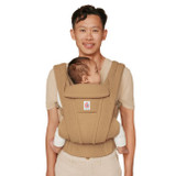 ergobaby_omni_deluxe_mesh_camel005