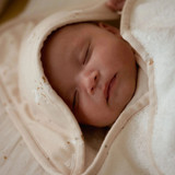 little_dutch_toalha_banho_capuz_75x75_newborn_naturals004
