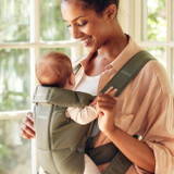 BabyBjörn Porta-Bebé Mini Woven Dark Green 021040