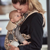 BabyBjörn Porta-Bebé ONE Algodão Bege/Leopardo 098075