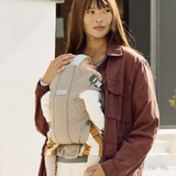 babybjorn_porta_bebe_mini_3d_mesh_grey_beige002