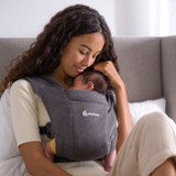 ergobaby_porta_bebe_embrace_gris006