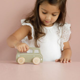 little_dutch_carrinha_madeira_verde005