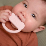 Little Dutch Mordedor em Silicone Flor +4M 2012281