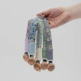 BIBS Prende-Chupeta em Algodão Liberty Capel Fossil Grey