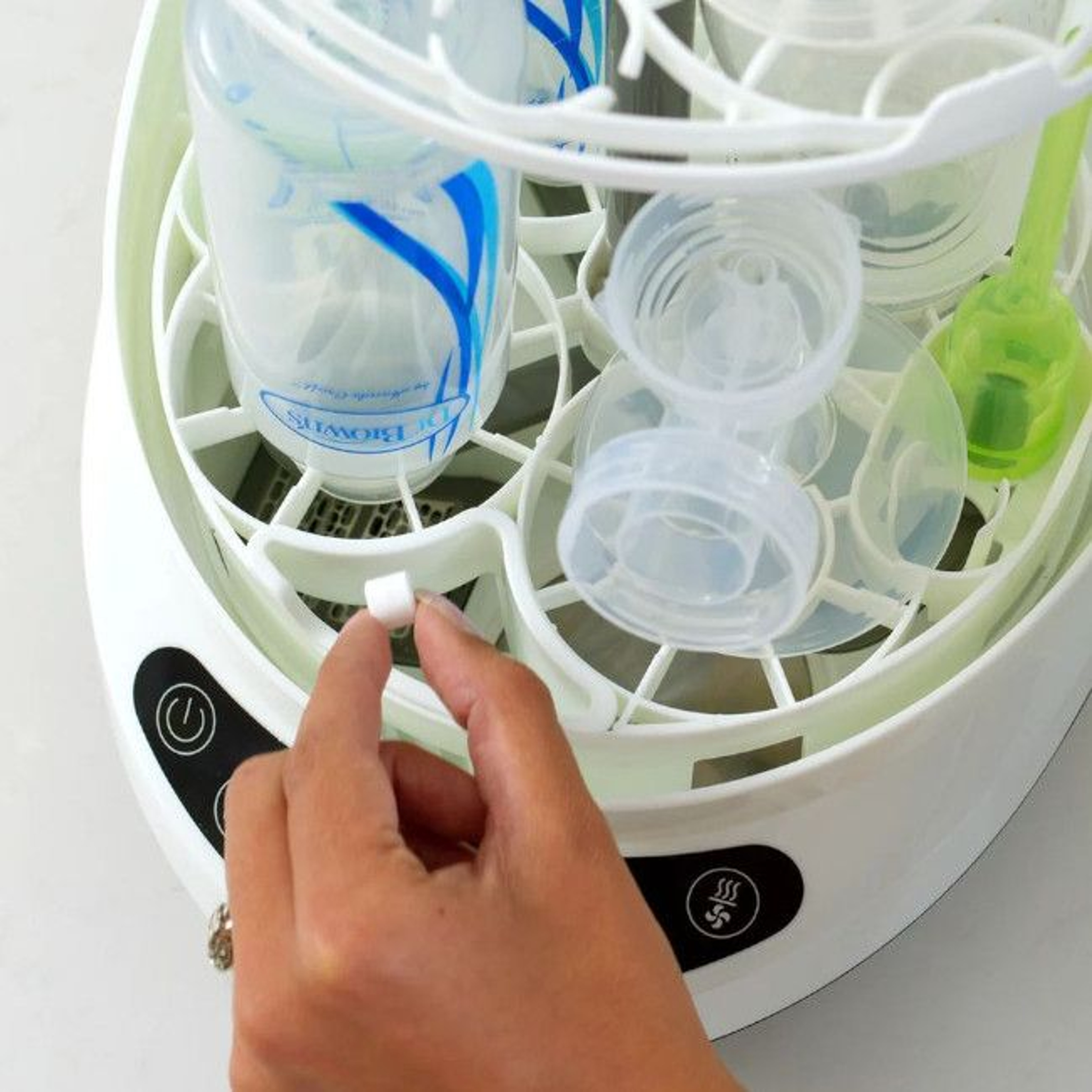 baby_brezza_60_pastilhas_bottle_washer_pro003