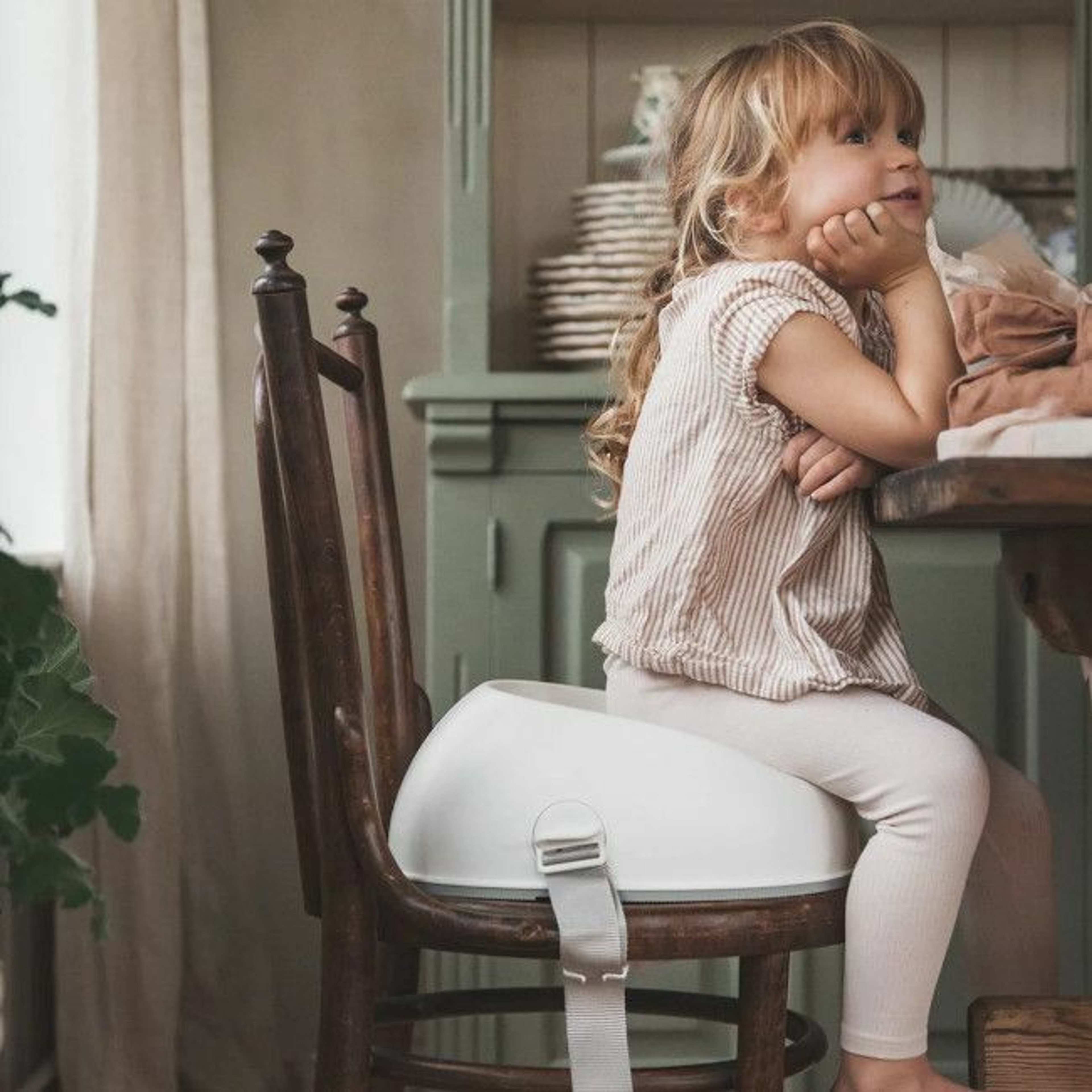 BabyBjörn Assento Elevatório White 069021