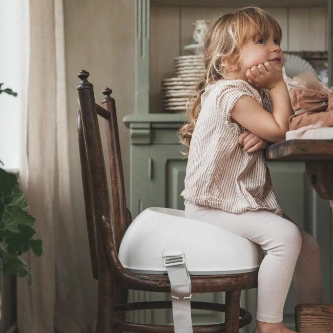 BabyBjörn Assento Elevatório White 069021