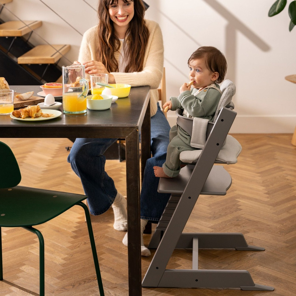 stokke_tripp_trapp_faia_baby_set2_tabuleiro_storm_grey003