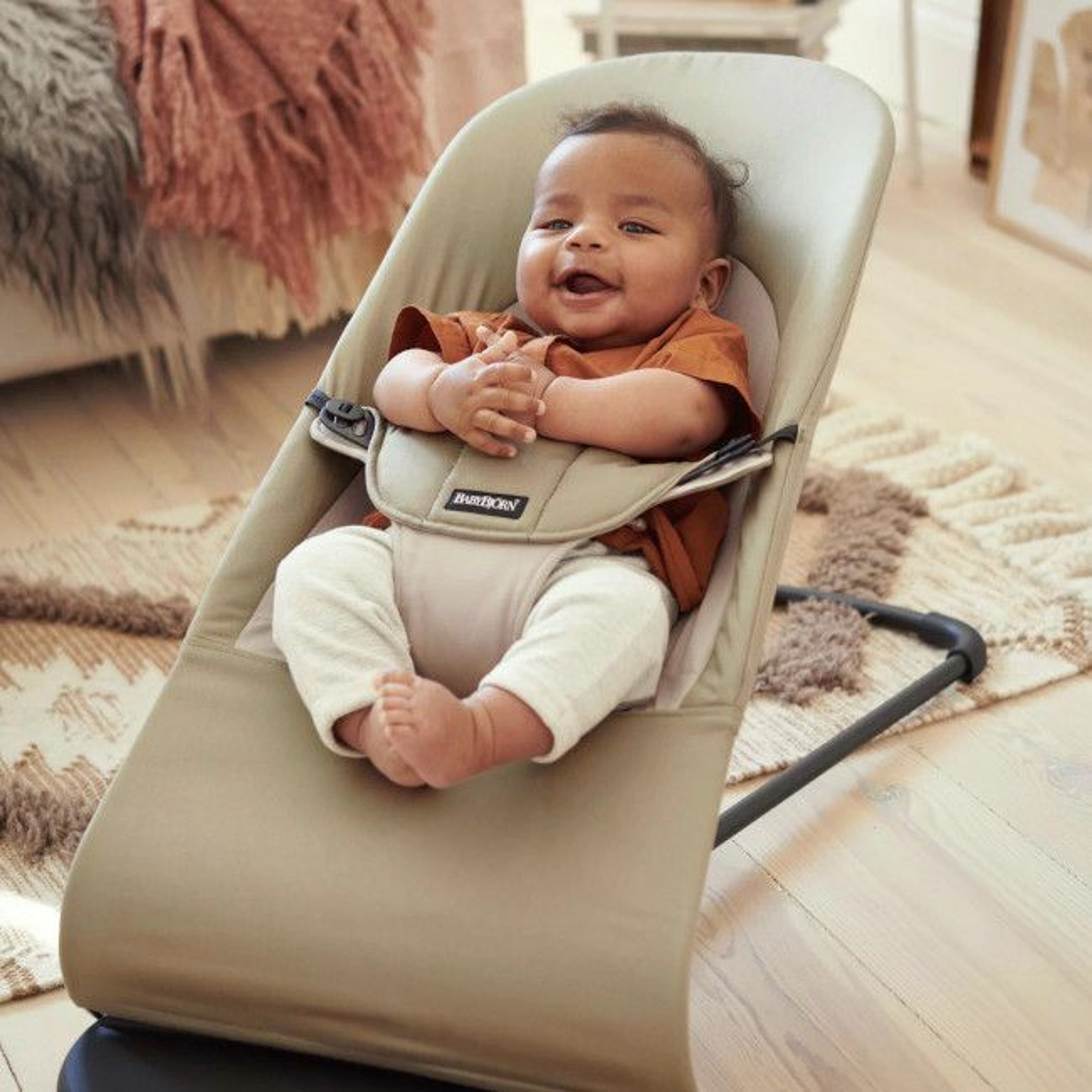 BabyBjörn Espreguiçadeira Balance Soft Algodão Caqui/Bege 005026