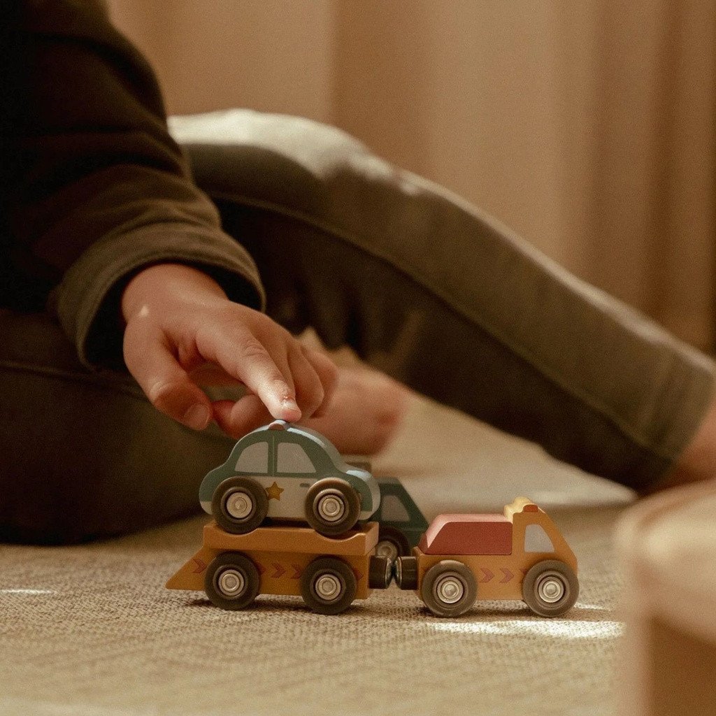 little_dutch_conjunto_carros_madeira_fsc002