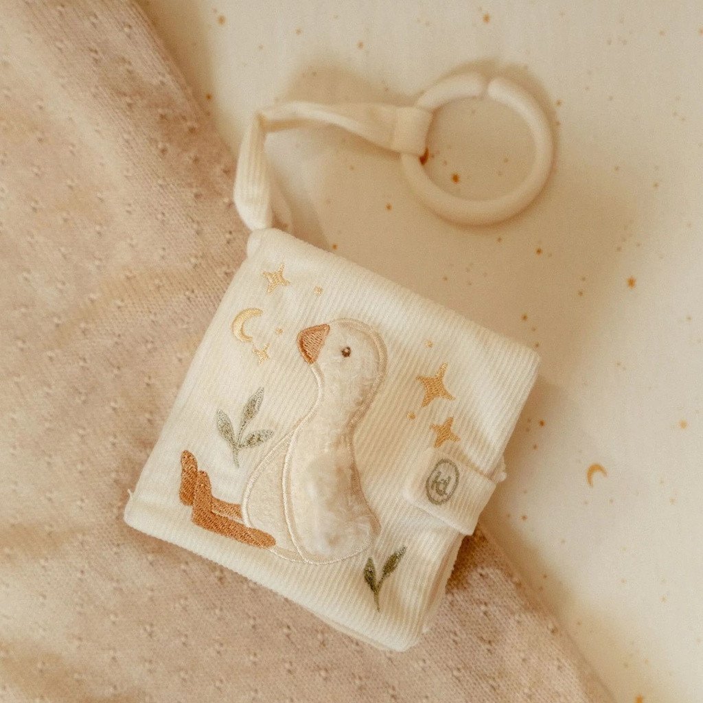 little_dutch_livro_atividades_newborn_naturals008