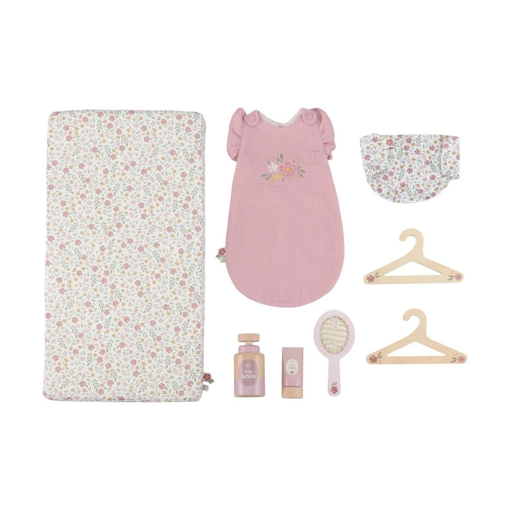 little_dutch_muda_fraldas_brincar_madeira003