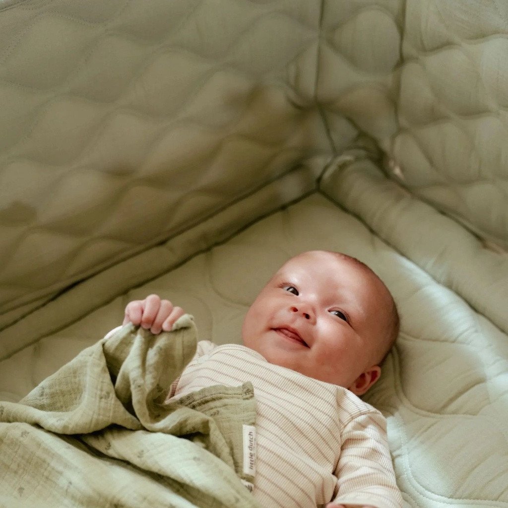 little_dutch_protetor_berco_pure_sage002