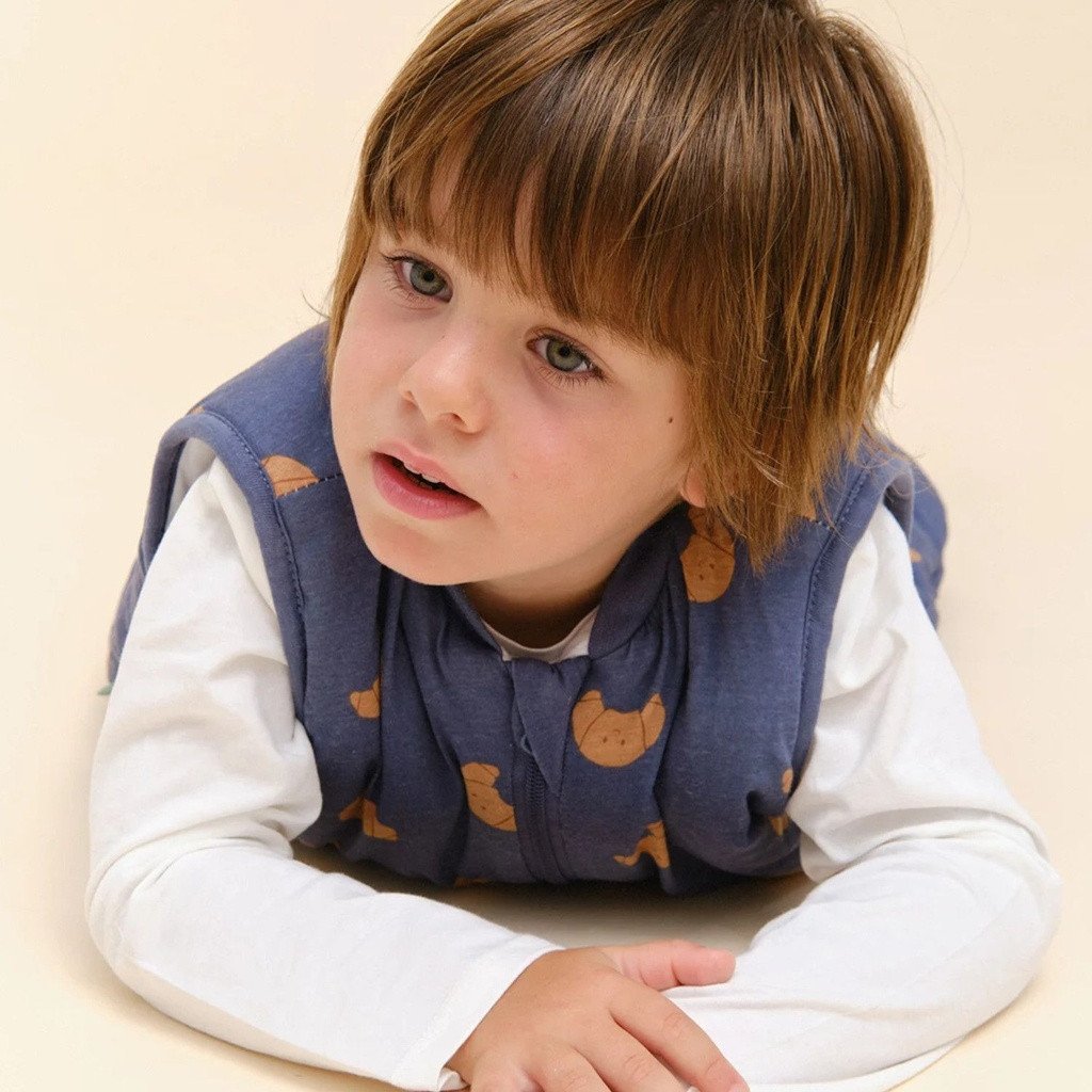 molis_co_fato_dormir_meias_croissants004