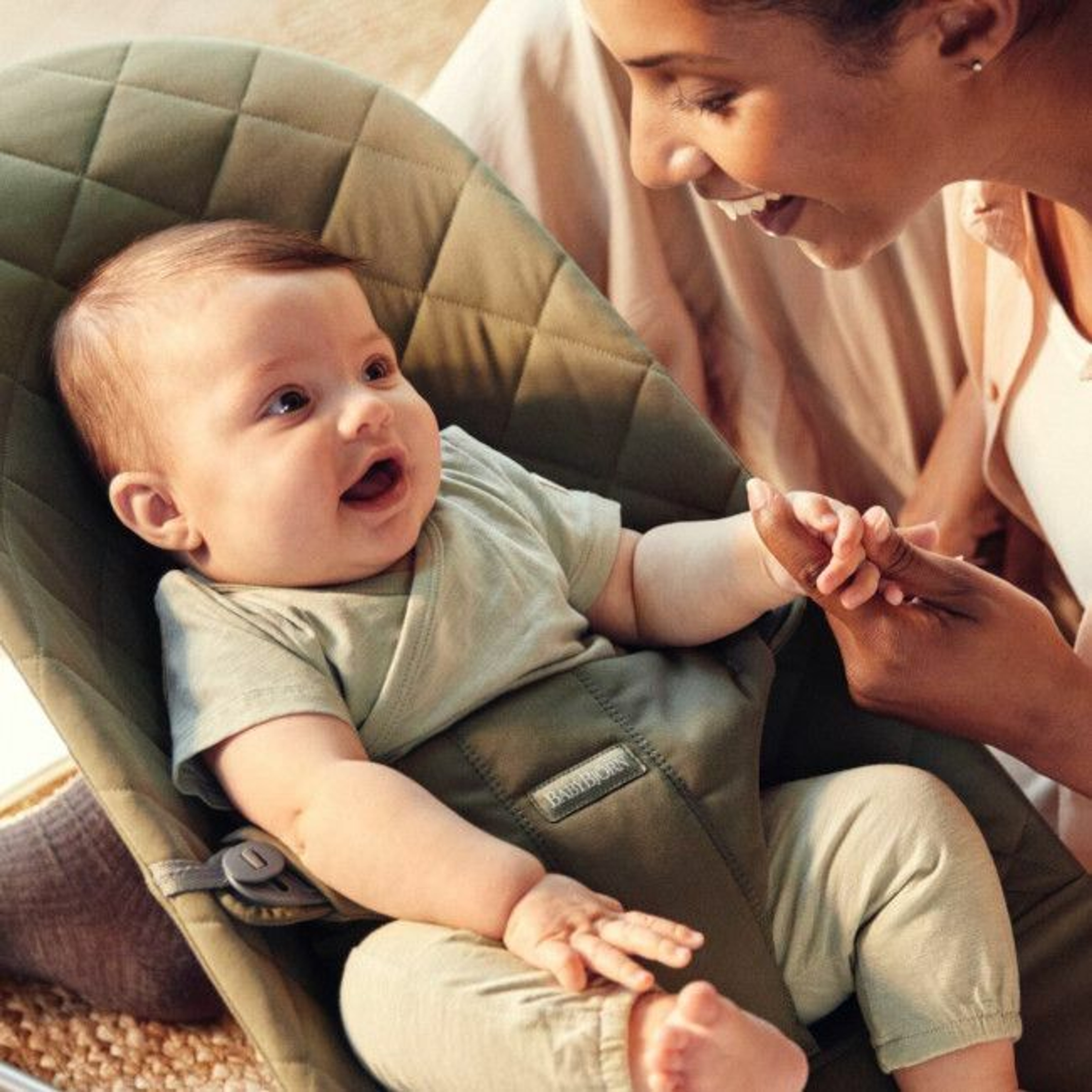 BabyBjörn Espreguiçadeira Bliss Woven Dark Green 006046