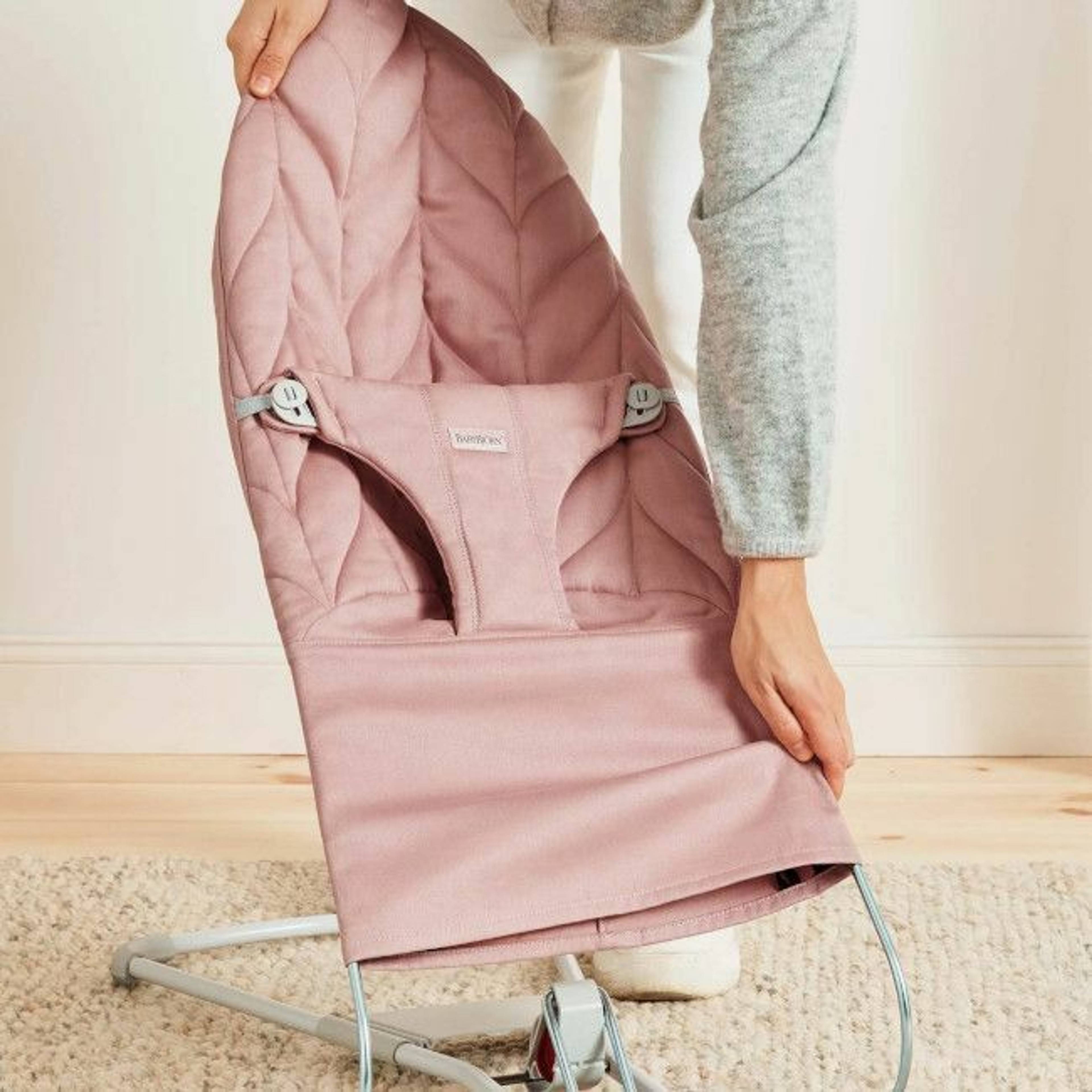 BabyBjörn Espreguiçadeira Bliss Woven Pétala Dusty Pink 006222