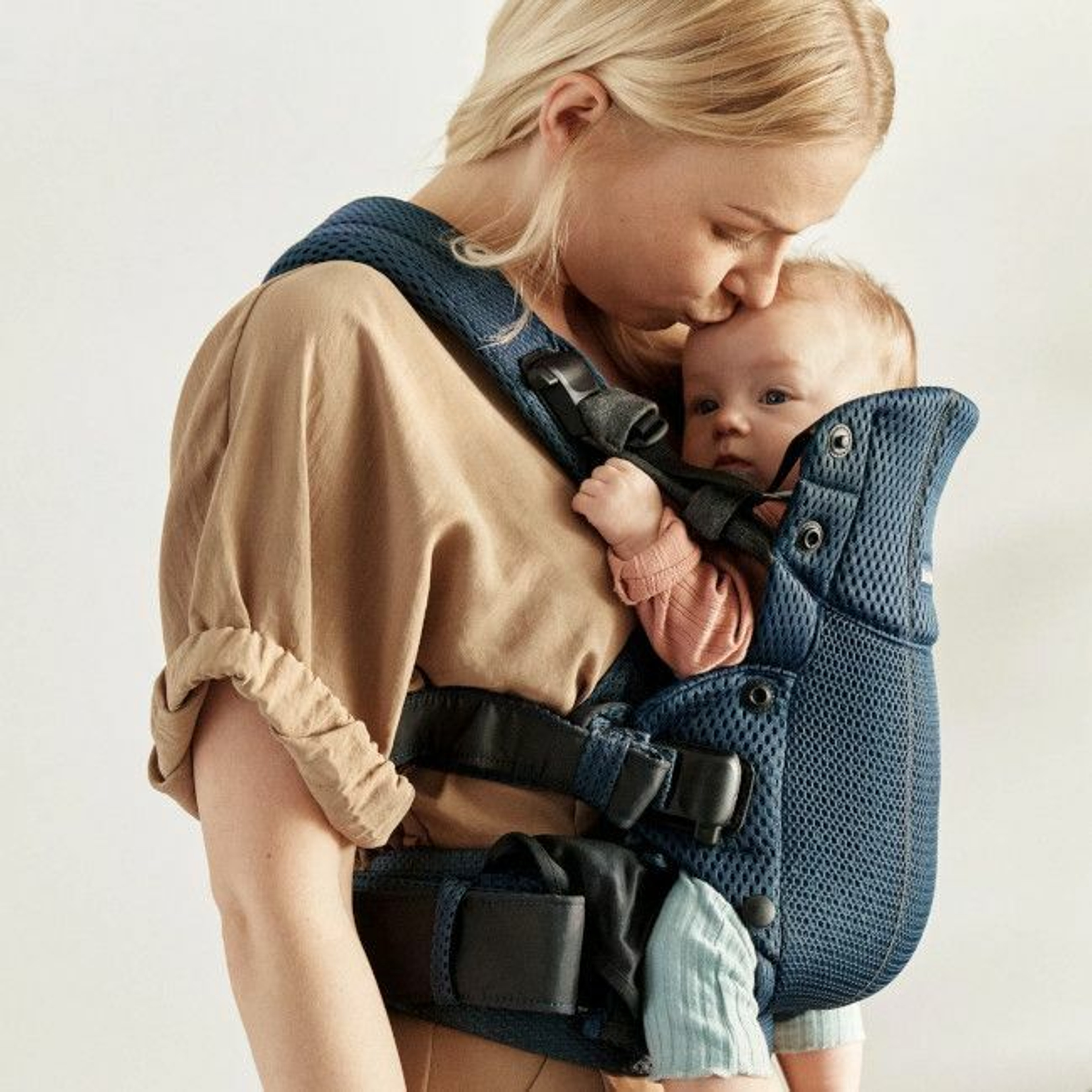 BabyBjörn Porta-Bebé Harmony 3D Mesh Navy Blue 088008