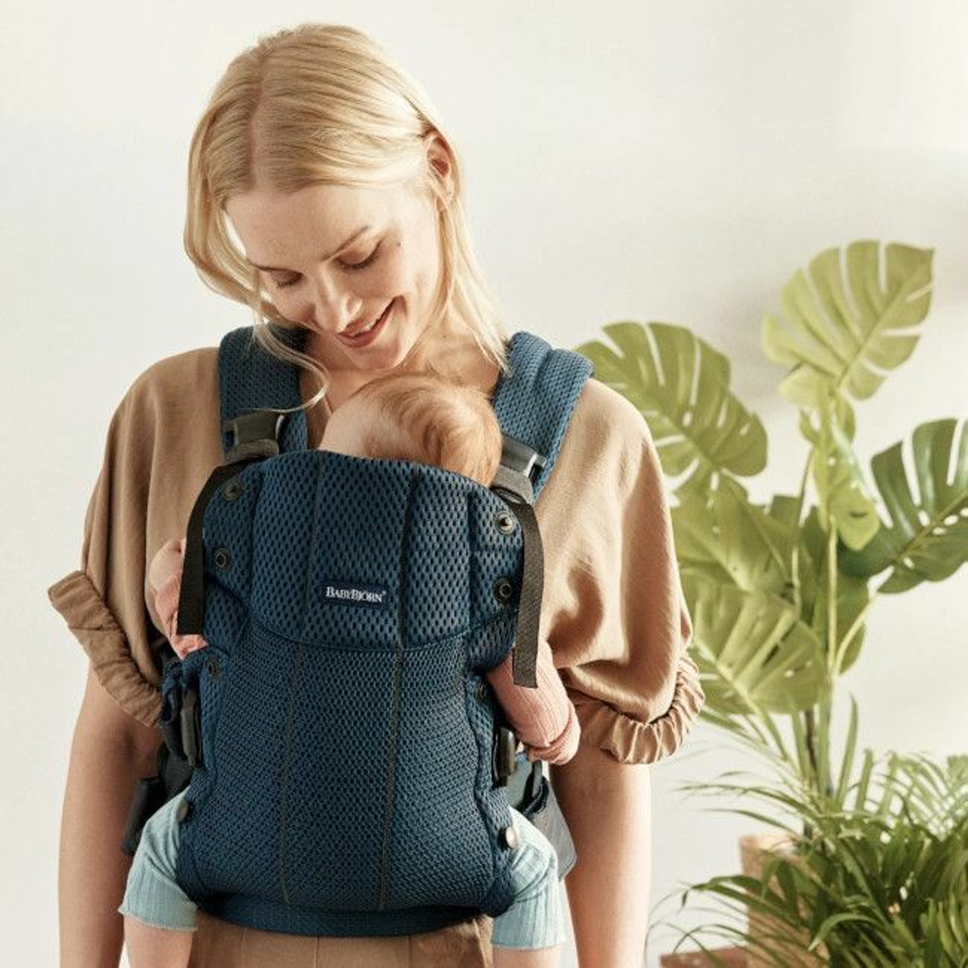 BabyBjörn Porta-Bebé Harmony 3D Mesh Navy Blue 088008