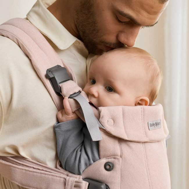 BabyBjörn Porta-Bebé Harmony Woven Mélange Light Pink 088028