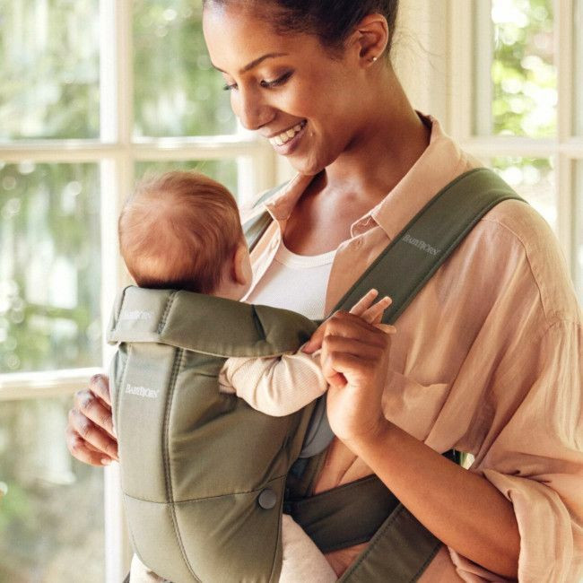 BabyBjörn Porta-Bebé Mini Woven Dark Green 021040