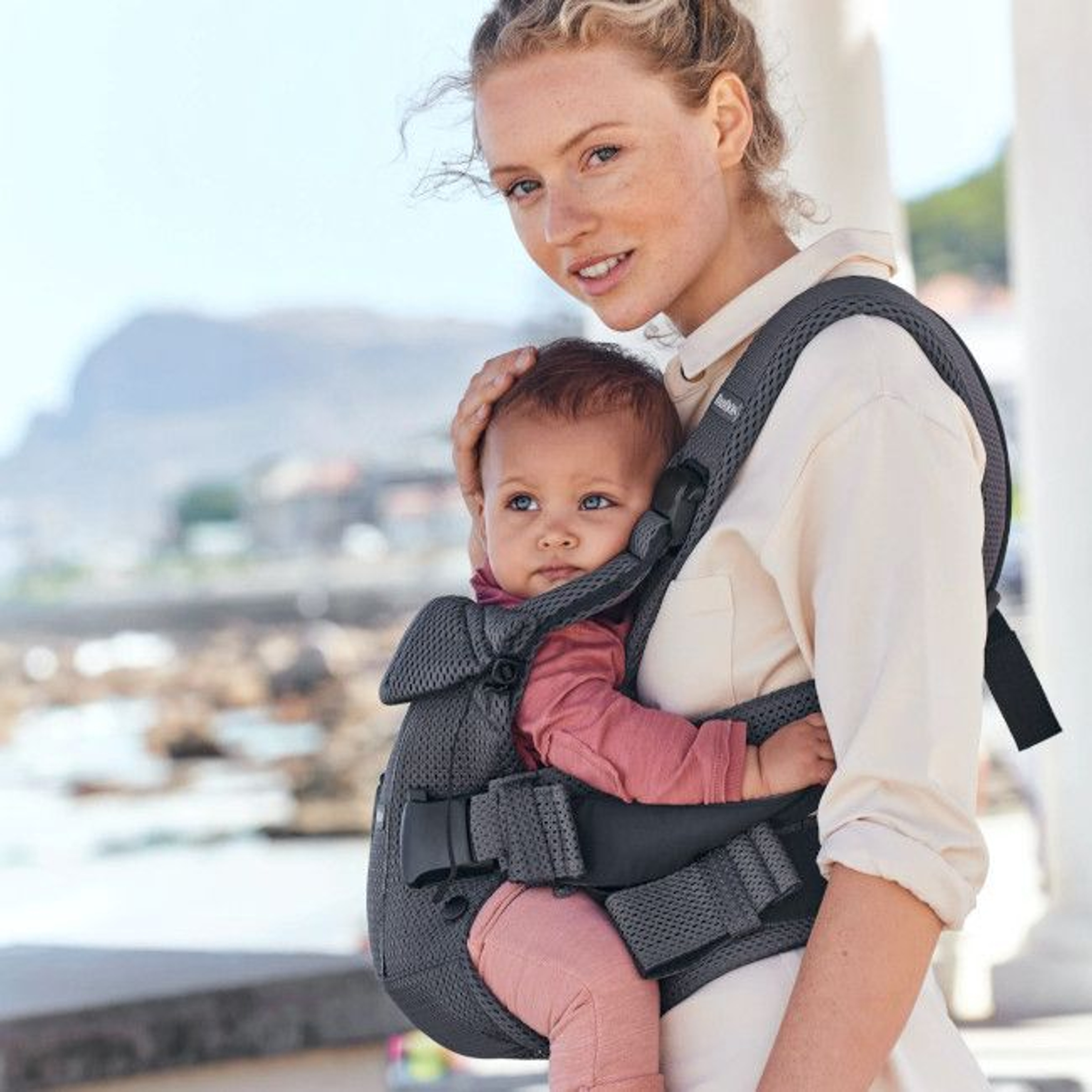 babybjorn_porta_bebe_one_mesh_antracite004