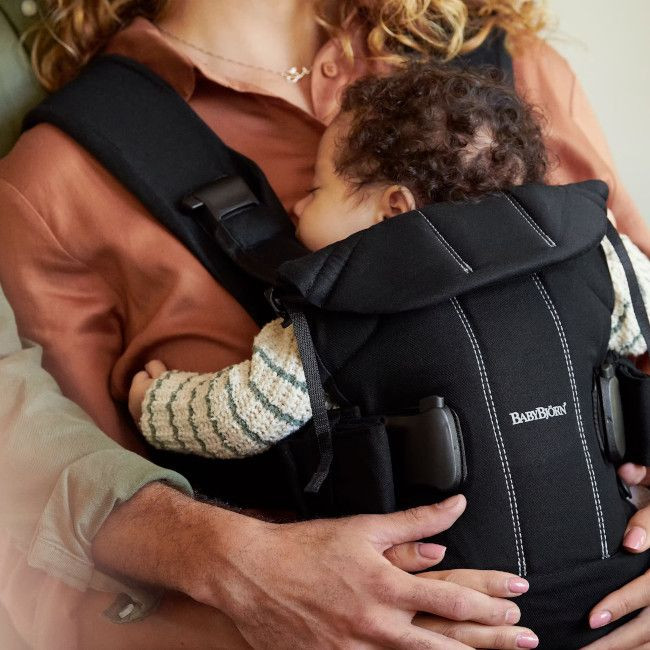 babybjorn_porta_bebe_one_algodao_preto005
